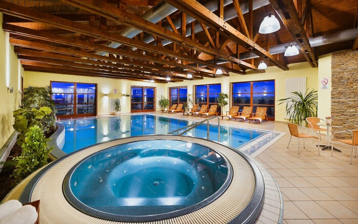 Morawy Południowe: Relaks w stylowym Hotelu Happy Star **** ze śniadaniem w formie bufetu i wellness 