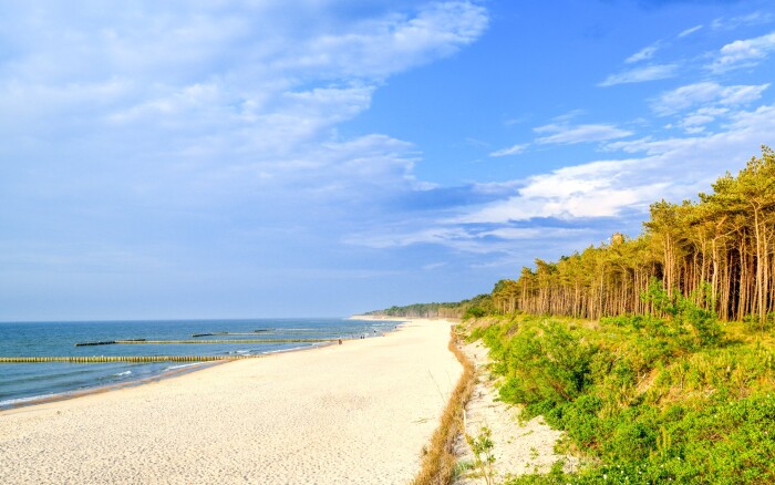 Morze Bałtyckie tylko 50 m od plaży: Apartamenty Kołobrzeg z obiadokolacją, nielimitowanym wellness 