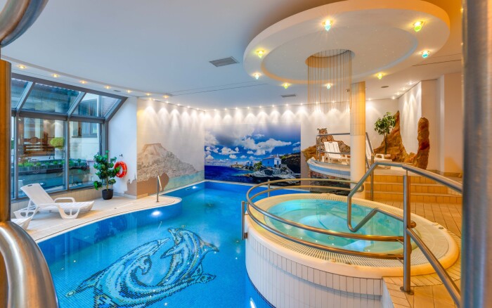 Karkonosze blisko aquaparku: Malachit Karpacz Spa Hotel *** z wellness i aktywności + obiadokolacje 