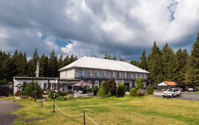 Rudawy: Jáchymov koło torfowiska Božídar w Hotelu Berghof *** z obiadokolacją + bilard i zajęcia dla dzieci