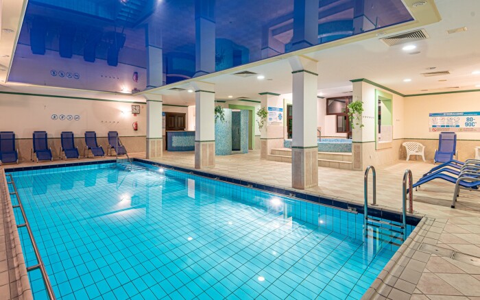 Šoproň: Hotel Lővér ***superior z obiadokolacją, wstępem do centrum wellness i basenu + zwiedzanie