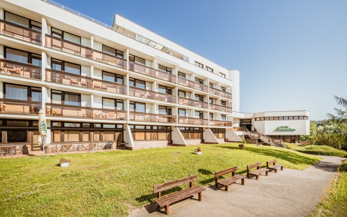 Luhačovice w popularnym Hotelu Adamantino *** z  wellness, programem leczniczym i bogatym pełnym wyżywieniem