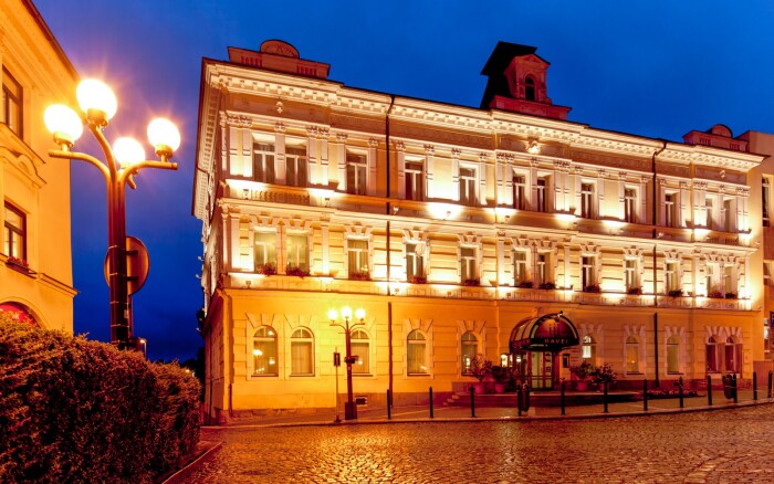 Góry Orlickie: Rychnov nad Kněžnou w Hotelu Havel *** z obiadokolacją, sauną i wstęp na pływalnię + prezent