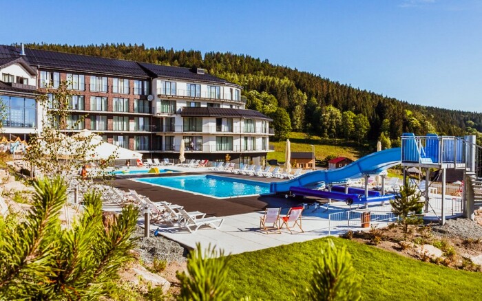 Śnieżnik w Aparthotel Czarna Perła – Czarna Góra Resort ze śniadaniem i wellness (baseny, jacuzzi, sauna)