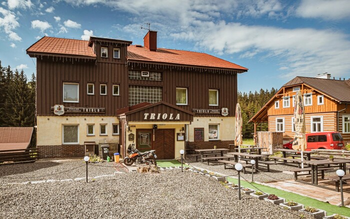 Granica Gór Izerskich i Karkonoszy: Pensjonat Triola *** ze śniadaniem + prywatne centrum wellness