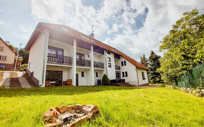 Łaźnie Luhačovice: Hotel Vincent *** ze śniadaniem, sauną na podczerwień i wejściem na basen + voucher