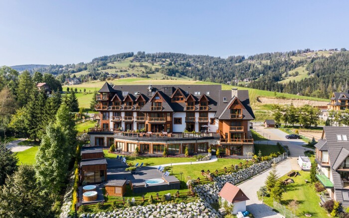 Tatrzański PN: Kościelisko w Mountain Palace Tatra Resort & SPA z obiadokolacją + jacuzzi, sauna, bilard