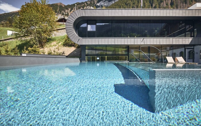 Aktywny i relaksujący pobyt w Południowym Tyrolu: 4* Wellness Sporthotel Ratschings z obiadokolacją i baseny