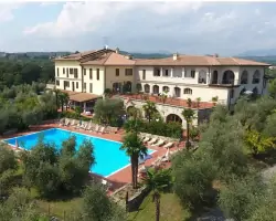 Hotel z basenem, San Rocco Relais, Soiano del Lago (BS), Włochy