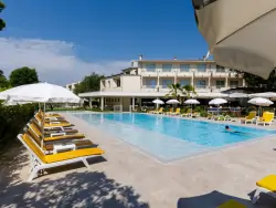 Basen zewnętrzny, Hotel Du Parc ****, Sirmione, Włochy