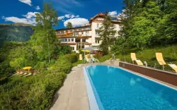 Pobyt w hotelu Alpenblick uprzyjemni Państwu pobyt dzięki centrum odnowy biologicznej i basenowi