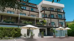 Hotel wellness Riva del Sole ****, Moniga del Garda (BS), Włochy