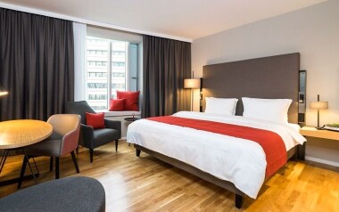 Pokoje, Holiday Inn Hamburg - City Nord ****, Niemcy