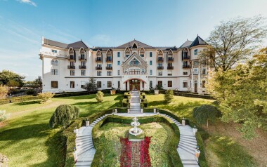 Węgry: 4* Zamek Borostyán Med Hotel z pełnym wyżywieniem i luksusowym wellness (baseny, jacuzzi, sauny)