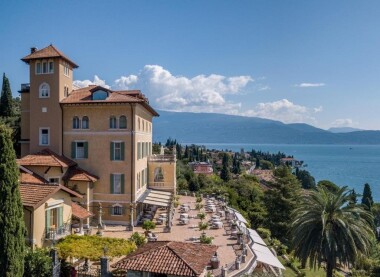 Ośrodek Gardone Riviera nad Jeziorem Garda w 5* Hotelu Villa Del Sogno ze śniadaniami i basenem odkrytym