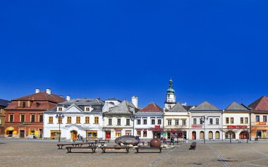Jesenicko: Centrum Bruntála w Hotelu Slezan *** ze śniadaniem + wellness (basen, jacuzzi, sauna) 