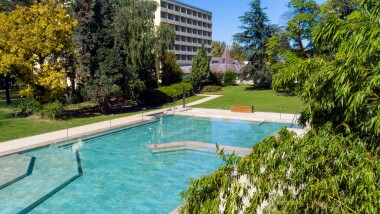 Hévíz 1,5 km od jeziora termalnego: 4* Hunguest Hotel Helios z all inclusive, basenami, saunami i jaskinią