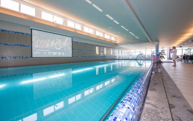 Balaton i Keszthely w hotelu Zenit **** z obiadokolacją, dostępem do wellness (jacuzzi, baseny, sauny) 