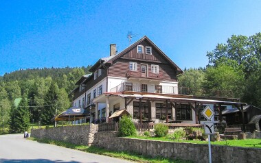 Urlop w Górach Orlickich u podnóża Wielkiej Deštnej w Hotelu Orlice *** ze śniadaniem lub obiadokolacją