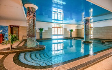 Węgierskie łaźnie Göd w Hotelu Golden Palace **** z obiadokolacją i wellness (2 baseny, jacuzzi, 3 sauny)