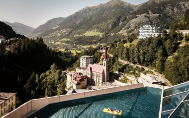 Relaks w Tatrach Wysokich: Hotel Urban Nature Bad Gastein ****+ z niepełnym wyżywieniem, trzypiętrowym wellness i zniżkami