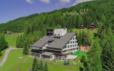 Karyntia i Nockberge w Hotelu Nockalm **** z all inclusive light, wellness, fitnessem i rozrywką dla dzieci 