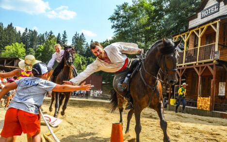 Miasteczko westernowe Šiklův mlýn, kompleks rozrywkowy Šikland