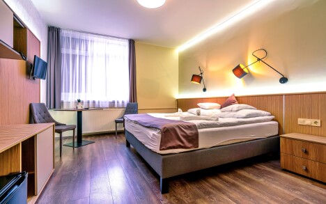 Komfortowe pokoje w Hotelu Amstel *** Györ Węgry