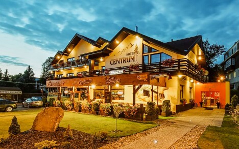 Budynek, Hotel Centrum Harrachov, Harrachov, Karkonosze