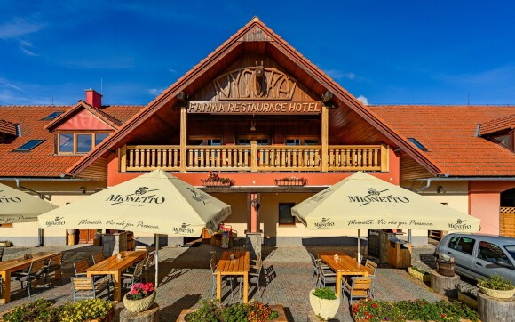 Hotel Farma Vysoká *** leży blisko Gór Izerskich