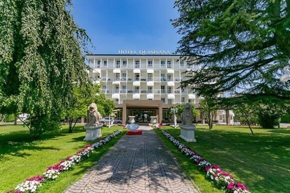 Wstęp do hotelu, Quisisana Hotel Terme & Beauty Farm ****, Abano Terme, Włochy