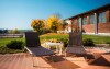 Taras z leżakami, K-Triumf Resort ****, Velichovky, Czechy