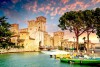 Historyczny zamek, Hotel Du Parc ****, Sirmione, Włochy
