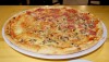 Pizza z grzybami, Alpenhotel Marcius ***, Nassfeld, Austria