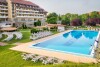 Basen z leżakami, Hunguest Hotel Pelion ***, Tapolca, Węgry