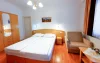 Apartament z balkonem, Éva Panzió, Sárvár, Węgry