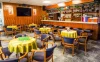 Restauracja, Hotel Bezděz *** przy jeziorze Mách
