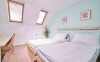Pokój na poddaszu, Hotel Akademie Naháč ****, Chocerady