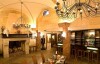 Restauracja, Burghotel zu Strausberg nad jeziorem ****s