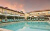 Basen zewnętrzny, Leonardo Hotel Lago di Garda – Wellness and Spa ****, Lazise (VR)