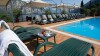 Basen z leżakami, Hotel Sole ***, Malcesine, Włochy