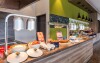 Bufet śniadaniowy, Park Inn by Radisson Neumarkt ****, Neumarkt, Německo