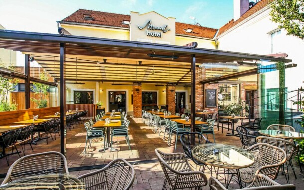 Hotel Mariel ***, Znojmo, Morawy Południowe