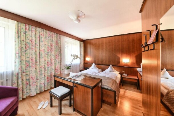 Pokój dwuosobowy, Hotel Juliane ****, Meran, Włochy