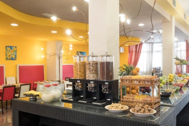 Bufet śniadaniowy, Hotel San Marco Fitness Pool & SPA ****, Werona (VR), Włochy