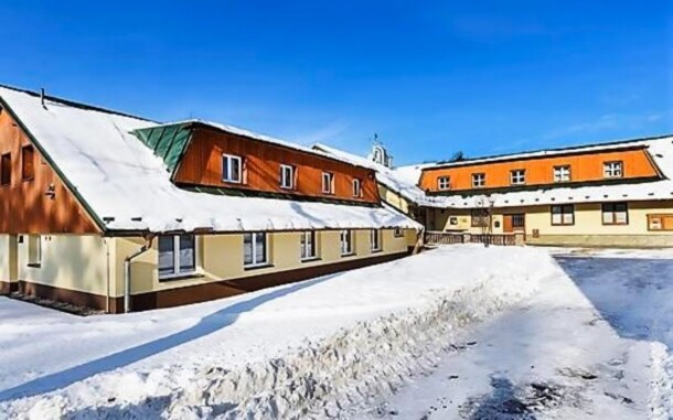 Hotel Budoucnost w pobliżu Frydek Mistek, Beskidy