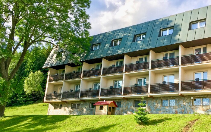 Hotel Horní Pramen **+