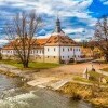Zamek Dobrichovice