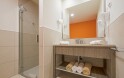 Pokój rodzinny typu standard z widokiem na morze, Crvena Luka Hotel & Resort ****, Chorwacja