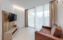 Apartament z jedną sypialnią na parterze i tarasem, Joel Hotel ****, Novalja, Chorwacja